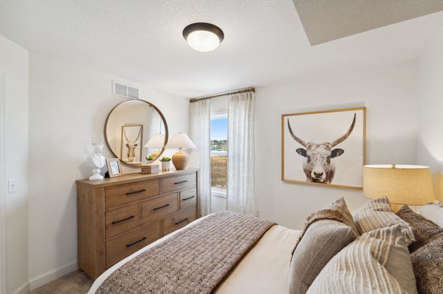 15645 Granada Avenue N, Hugo, MN 55038