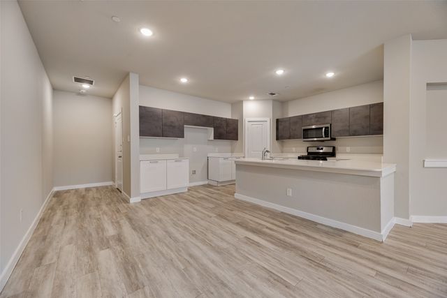 2412 Freshwater Lane, Mckinney, TX 75071