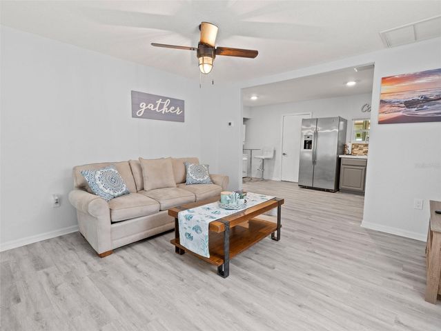 7206 SCHERING STREET, Weeki Wachee, FL 34613