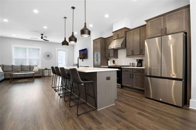 2443 Sycamore Road, Atlanta, GA 30318