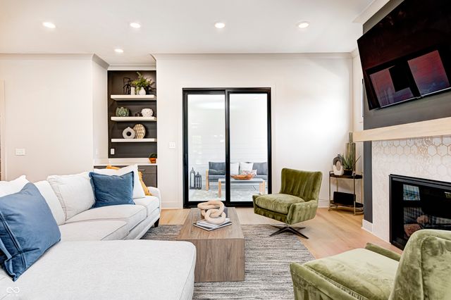 16525 Iron Tree Court, Westfield, IN 46074