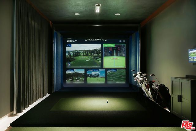 9852 San Circle, Beverly Hills, CA 90210