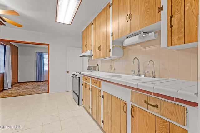 3222 FRANKFORT Avenue, El Paso, TX 79930