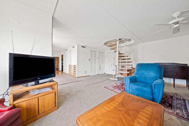 61 Broad Reach M52B, Weymouth, MA 02191