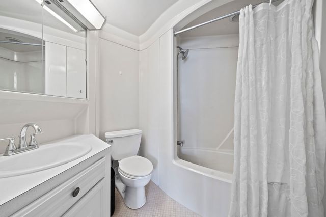 61 Broad Reach M52B, Weymouth, MA 02191