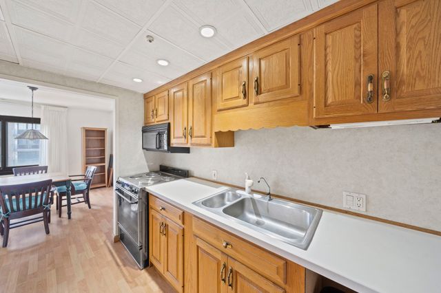 61 Broad Reach M52B, Weymouth, MA 02191