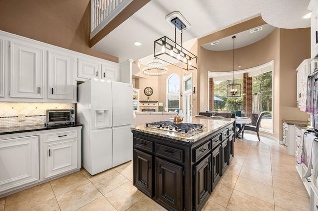 17511 Hawkin Lane, Tomball, TX 77377