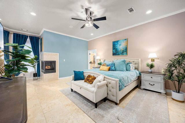 17511 Hawkin Lane, Tomball, TX 77377