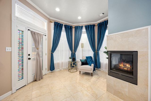 17511 Hawkin Lane, Tomball, TX 77377