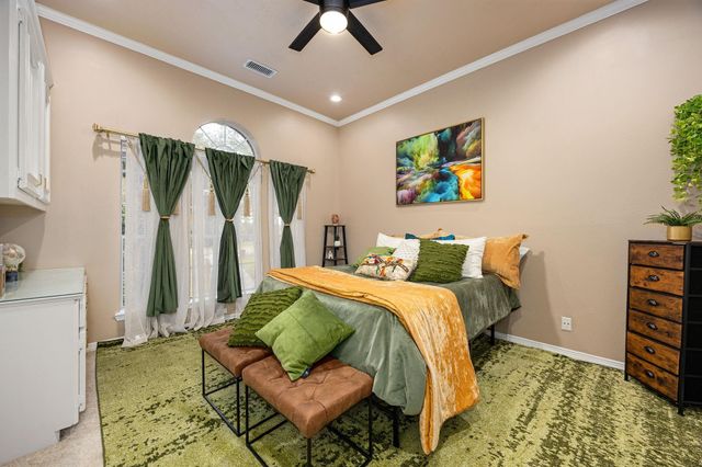 17511 Hawkin Lane, Tomball, TX 77377