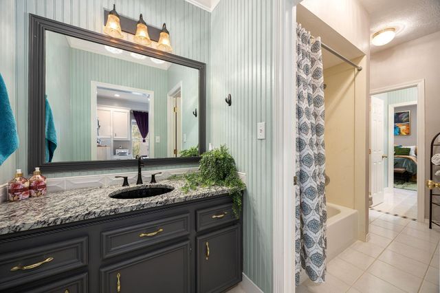 17511 Hawkin Lane, Tomball, TX 77377