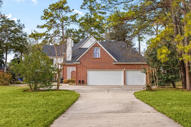 17511 Hawkin Lane, Tomball, TX 77377