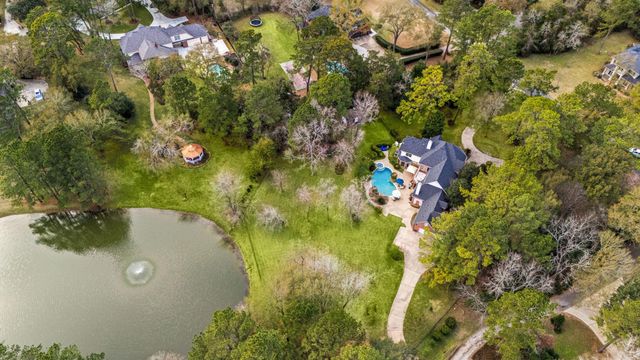 17511 Hawkin Lane, Tomball, TX 77377