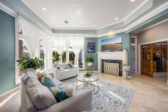 17511 Hawkin Lane, Tomball, TX 77377