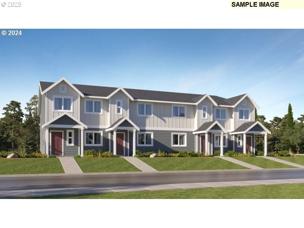 897 Sifuentez Ct., Woodburn, OR 97071