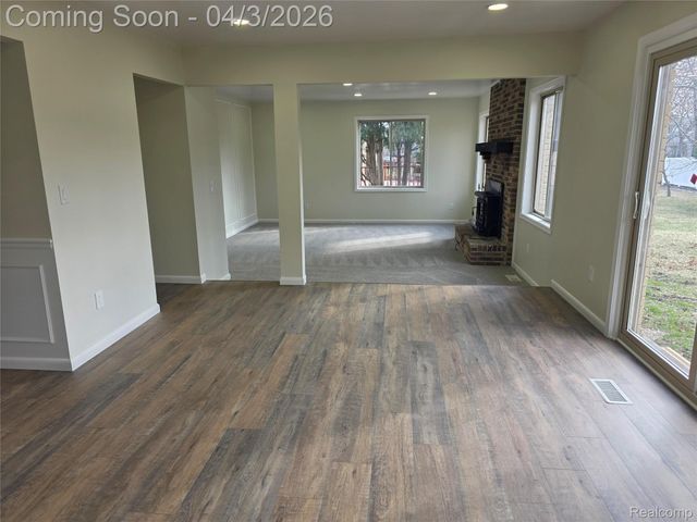 45193 Quaker Hill Drive, Canton Charter Township, MI 48187