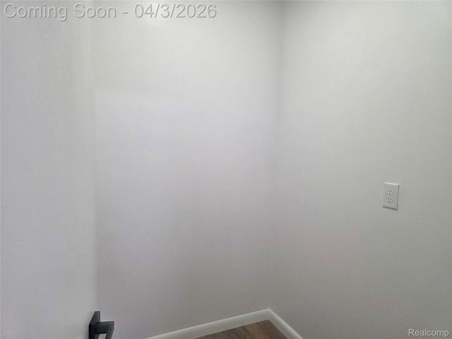 45193 Quaker Hill Drive, Canton Charter Township, MI 48187