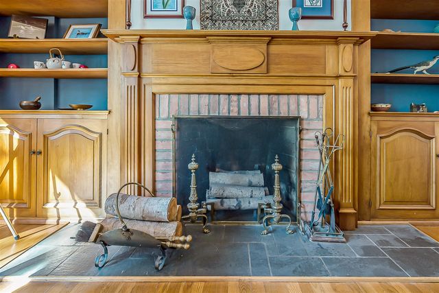 8790 Hendricks Drive, Brighton, MI 48116