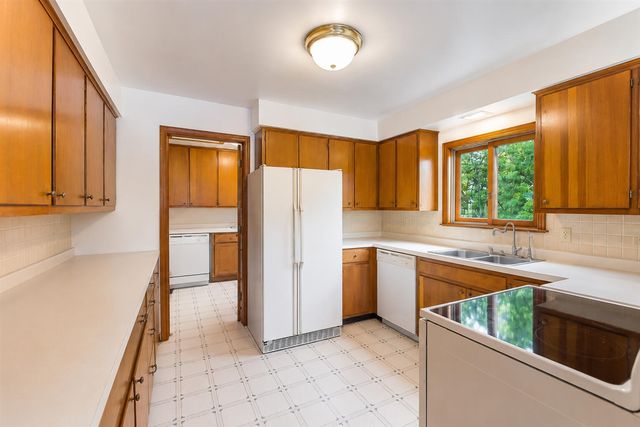 8790 Hendricks Drive, Brighton, MI 48116