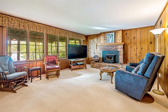 8790 Hendricks Drive, Brighton, MI 48116