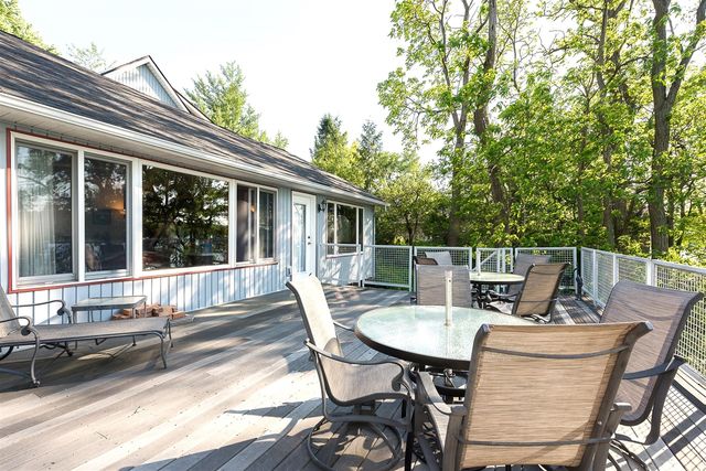 8790 Hendricks Drive, Brighton, MI 48116