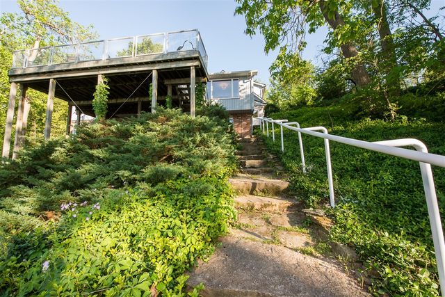 8790 Hendricks Drive, Brighton, MI 48116