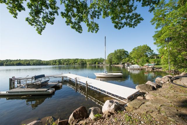 8790 Hendricks Drive, Brighton, MI 48116