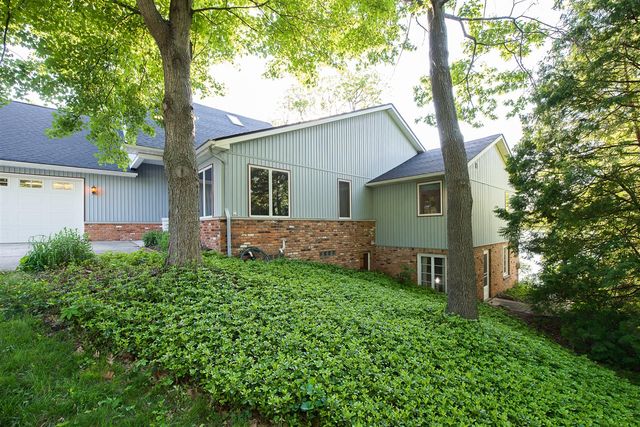8790 Hendricks Drive, Brighton, MI 48116
