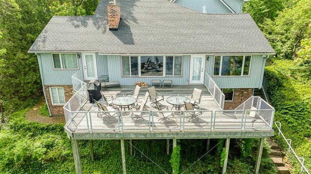 8790 Hendricks Drive, Brighton, MI 48116