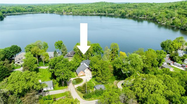 8790 Hendricks Drive, Brighton, MI 48116