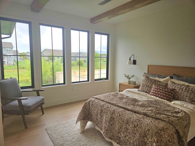 1206 W Lakeway Ct, Andover, KS 67002