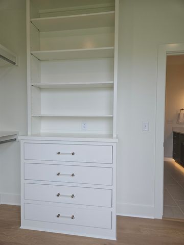 1206 W Lakeway Ct, Andover, KS 67002