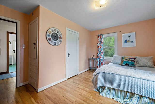 9726 F Street E, Tacoma, WA 98445