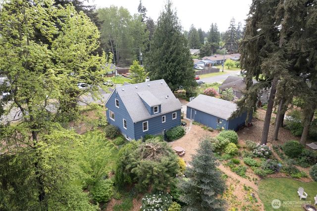 9726 F Street E, Tacoma, WA 98445