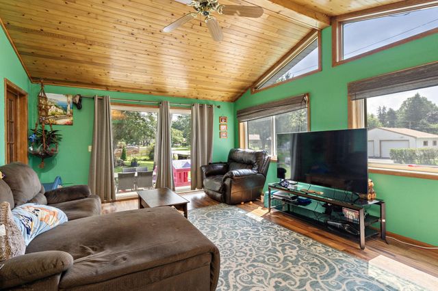 1870 Clarence Street, Maplewood, MN 55109