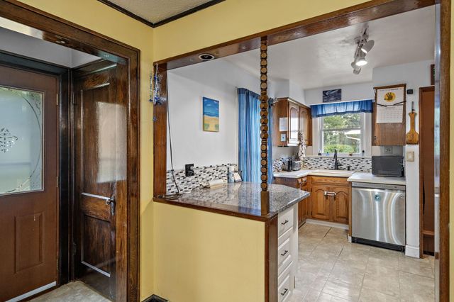 1870 Clarence Street, Maplewood, MN 55109
