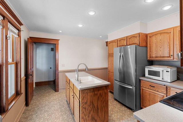 329 Mill STREET, Reedsville, WI 54230