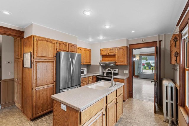 329 Mill STREET, Reedsville, WI 54230