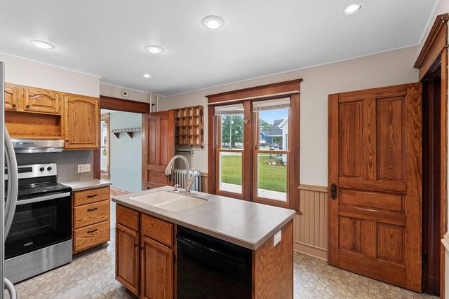 329 Mill STREET, Reedsville, WI 54230