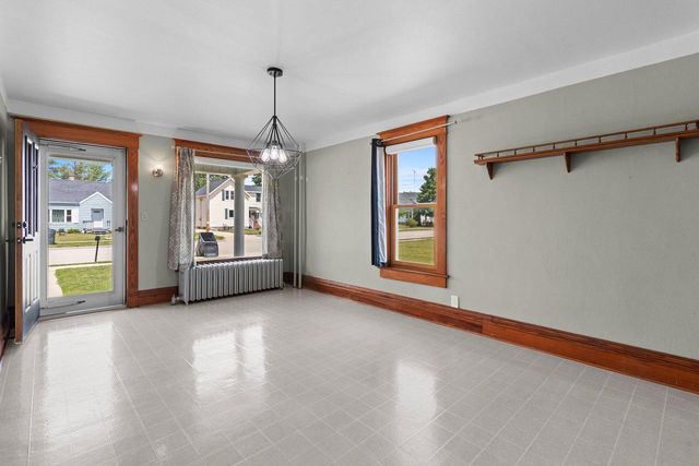 329 Mill STREET, Reedsville, WI 54230