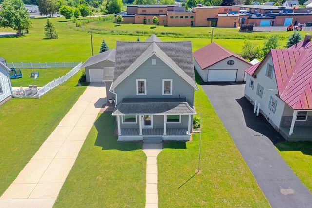 329 Mill STREET, Reedsville, WI 54230