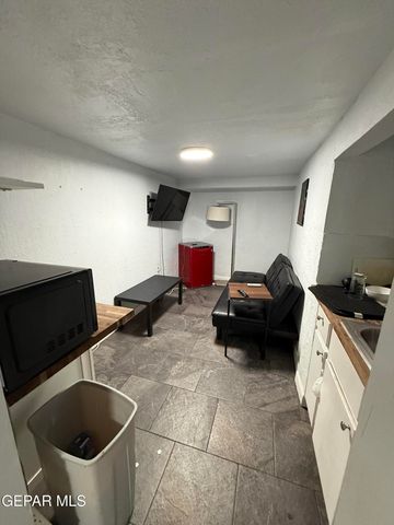 2415 MONTANA Avenue Basement, El Paso, TX 79903