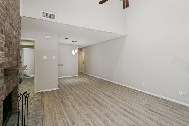 18240 Midway Road 905, Dallas, TX 75287