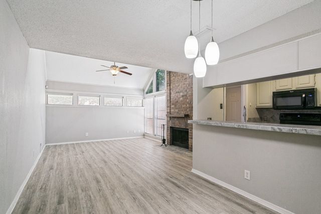 18240 Midway Road 905, Dallas, TX 75287