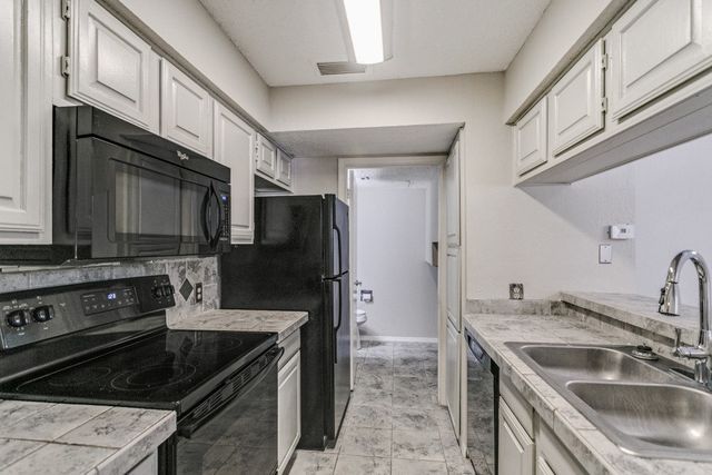 18240 Midway Road 905, Dallas, TX 75287