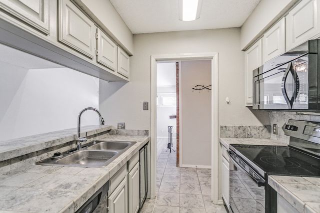 18240 Midway Road 905, Dallas, TX 75287