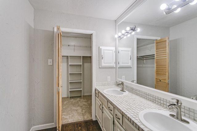 18240 Midway Road 905, Dallas, TX 75287