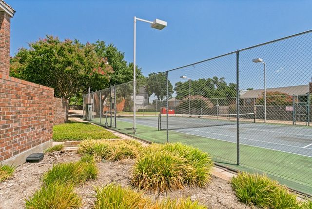 18240 Midway Road 905, Dallas, TX 75287
