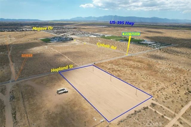 61 Hopland, Adelanto, CA 92394