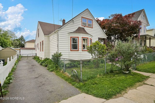 611 Pacific Avenue, Perth Amboy, NJ 08862